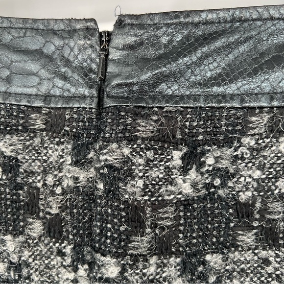 Tory Burch Tweed Pencil Skirt w/ Python Leather Waist Trim - Picture 7 of 16